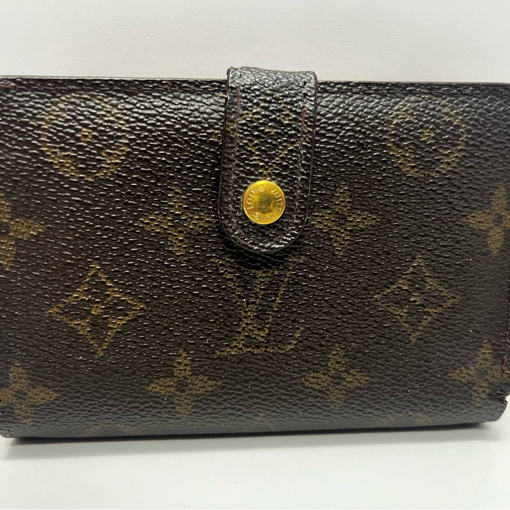 Louis Vuitton Compact Wallet - Picture 6 of 6